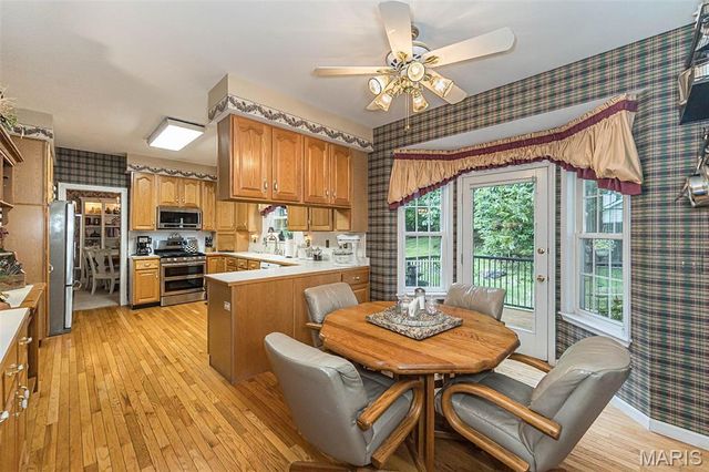 868 Natchez Drive, St Charles, MO 63303