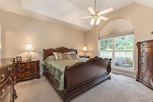 868 Natchez Drive, St Charles, MO 63303