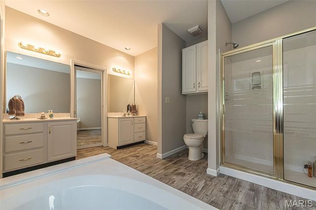 868 Natchez Drive, St Charles, MO 63303