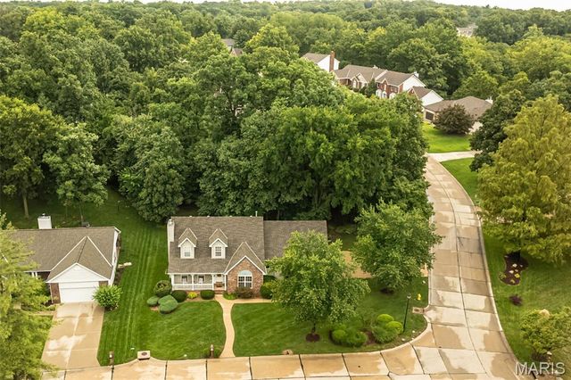 868 Natchez Drive, St Charles, MO 63303