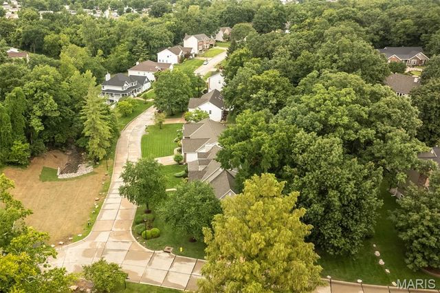 868 Natchez Drive, St Charles, MO 63303