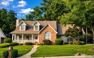 868 Natchez Drive, St Charles, MO 63303