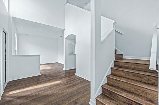 8212 CYPRESS BREEZE WAY, Tampa, FL 33647