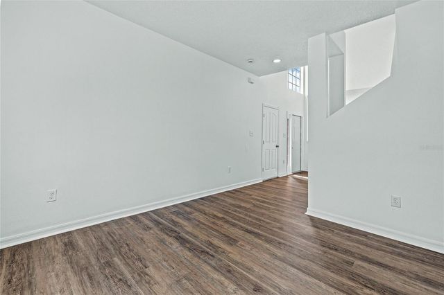 8212 CYPRESS BREEZE WAY, Tampa, FL 33647