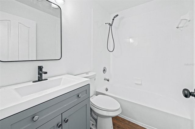 8212 CYPRESS BREEZE WAY, Tampa, FL 33647