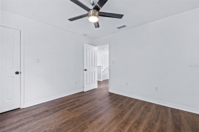 8212 CYPRESS BREEZE WAY, Tampa, FL 33647