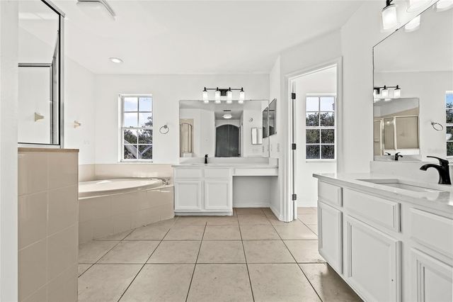 8212 CYPRESS BREEZE WAY, Tampa, FL 33647