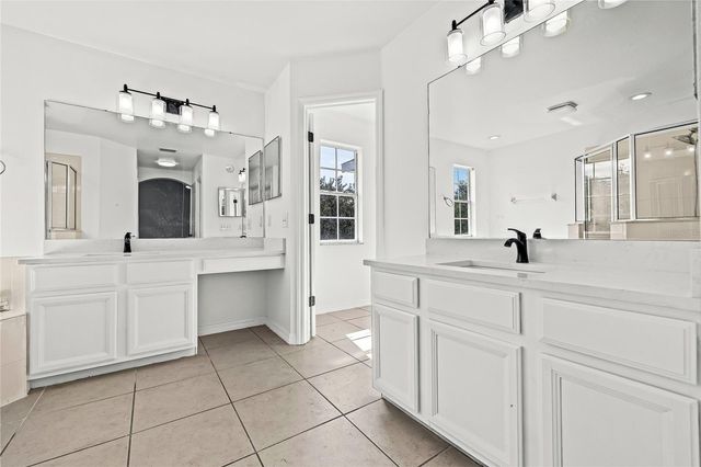 8212 CYPRESS BREEZE WAY, Tampa, FL 33647