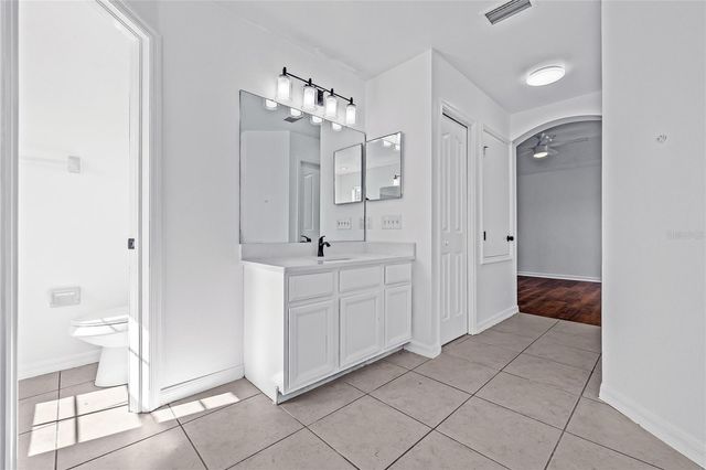 8212 CYPRESS BREEZE WAY, Tampa, FL 33647