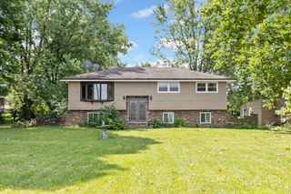 18215 Schweitzer Road W, Elwood, IL 60421