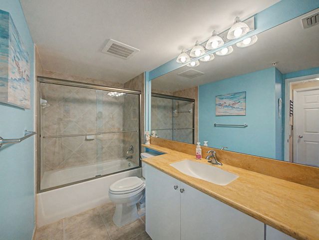 625 Casa Loma Boulevard 1402, Boynton Beach, FL 33435