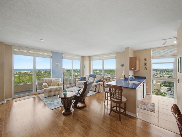 625 Casa Loma Boulevard 1402, Boynton Beach, FL 33435