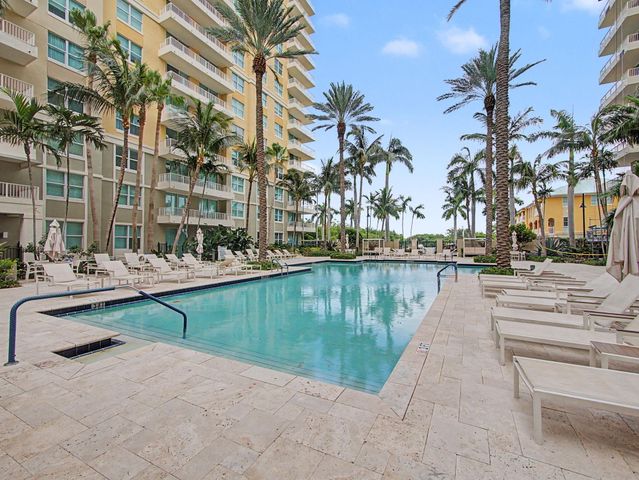625 Casa Loma Boulevard 1402, Boynton Beach, FL 33435