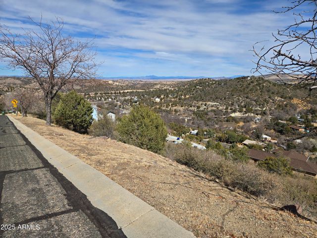 1300 NEWPORT RIDGE Drive 116, Prescott, AZ 86303