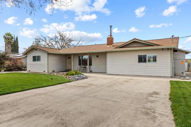 2323 Railroad Ave, Yuba City, CA 95991