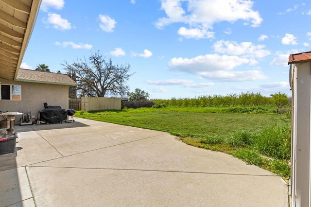 2323 Railroad Ave, Yuba City, CA 95991