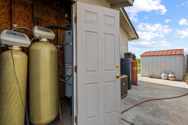 2323 Railroad Ave, Yuba City, CA 95991