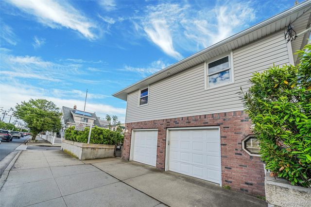105 Vermont Street, Long Beach, NY 11561