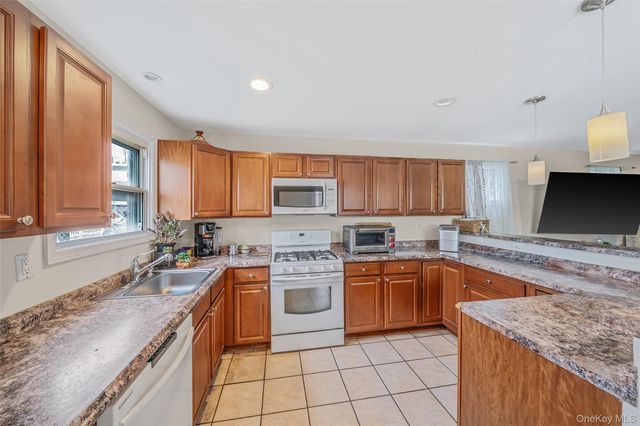 105 Vermont Street, Long Beach, NY 11561