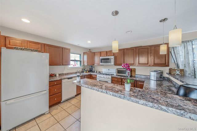 105 Vermont Street, Long Beach, NY 11561