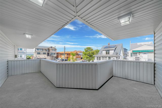 105 Vermont Street, Long Beach, NY 11561
