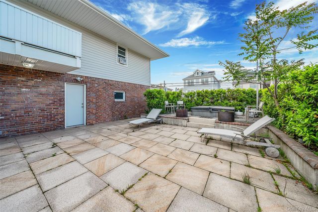 105 Vermont Street, Long Beach, NY 11561