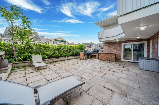 105 Vermont Street, Long Beach, NY 11561