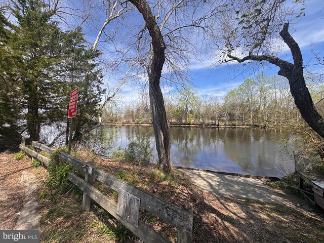 13 TRUMAN PL, Millville, NJ 08332