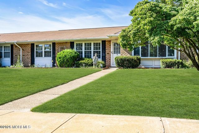 116C Buckingham Drive N, Manchester, NJ 08759