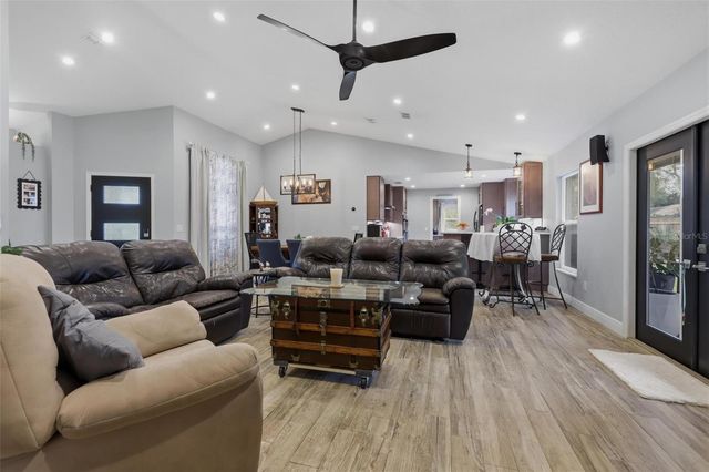 2240 HEATHEROAK DRIVE, Apopka, FL 32703