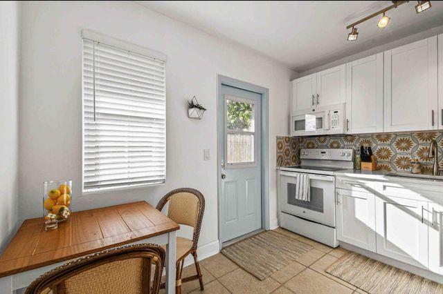 427 Conniston Road B, West Palm Beach, FL 33405
