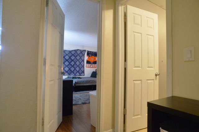 1434 Carol Court 1B, Palatine, IL 60074