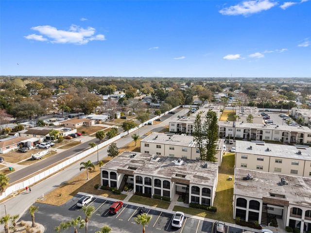 7701 STARKEY ROAD 237, Seminole, FL 33777