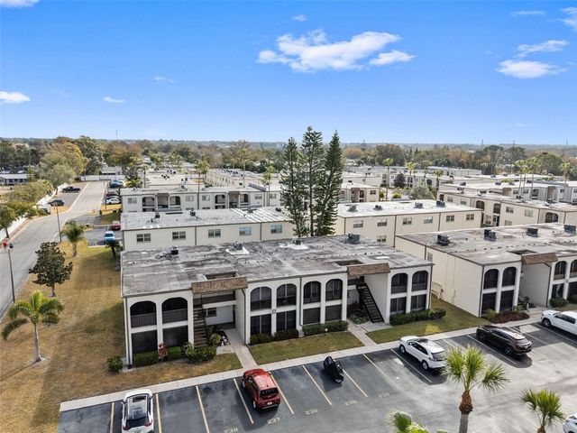 7701 STARKEY ROAD 237, Seminole, FL 33777