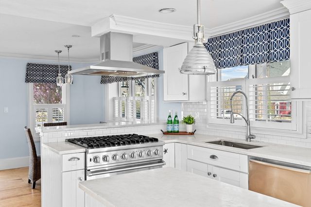 6 Wheeler Avenue, Scituate, MA 02066