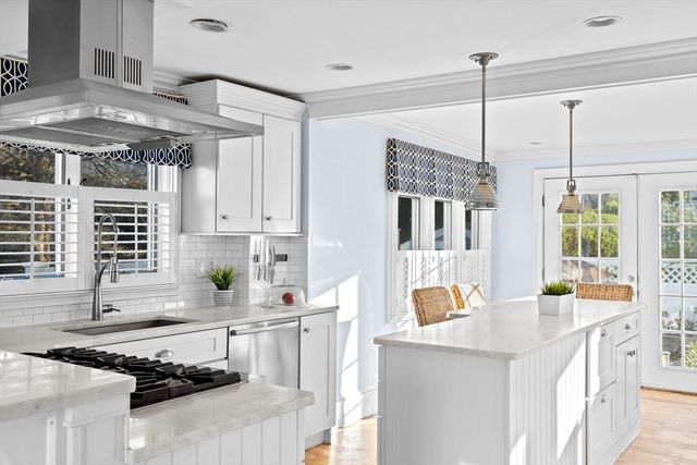 6 Wheeler Avenue, Scituate, MA 02066