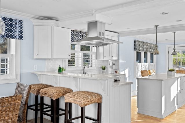 6 Wheeler Avenue, Scituate, MA 02066