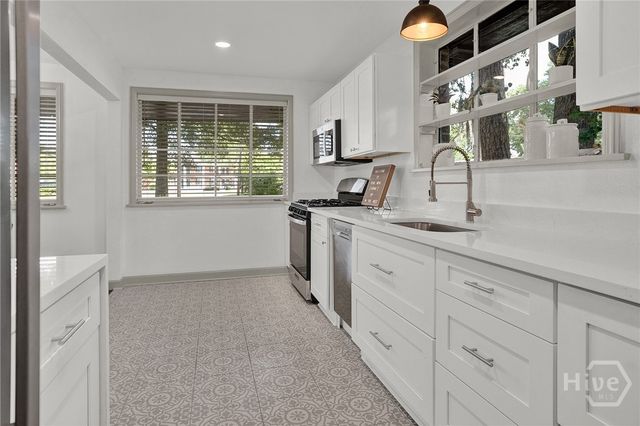 616 Virginia Avenue, Savannah, GA 31404