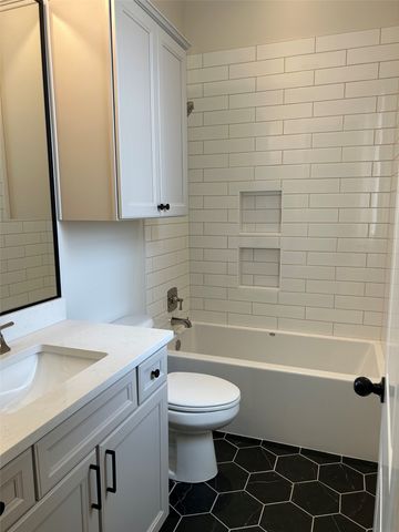 1946 Chestnut Park Lane, Shreveport, LA 71106