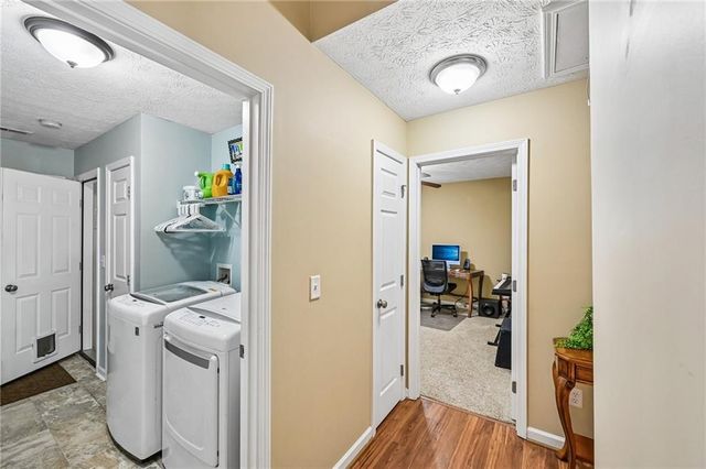 207 Overlook Court, Dallas, GA 30157