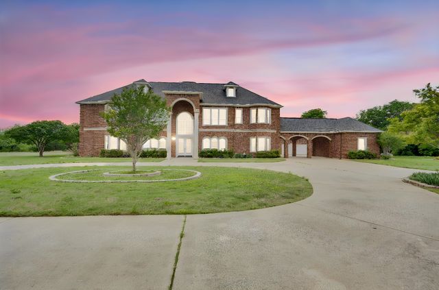 6420 Hayes Road, Midlothian, TX 76065