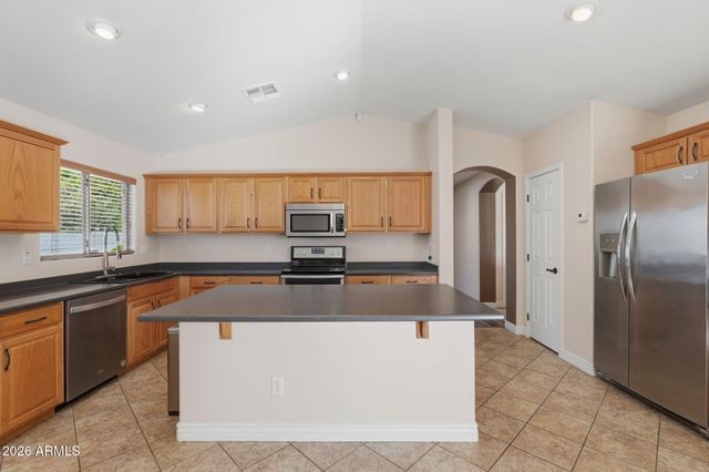 8357 W SAN JUAN Avenue, Glendale, AZ 85305