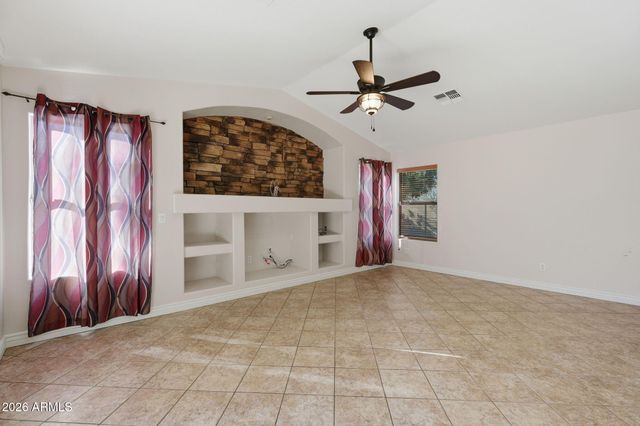 8357 W SAN JUAN Avenue, Glendale, AZ 85305