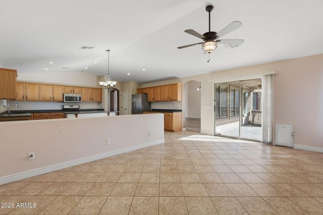 8357 W SAN JUAN Avenue, Glendale, AZ 85305