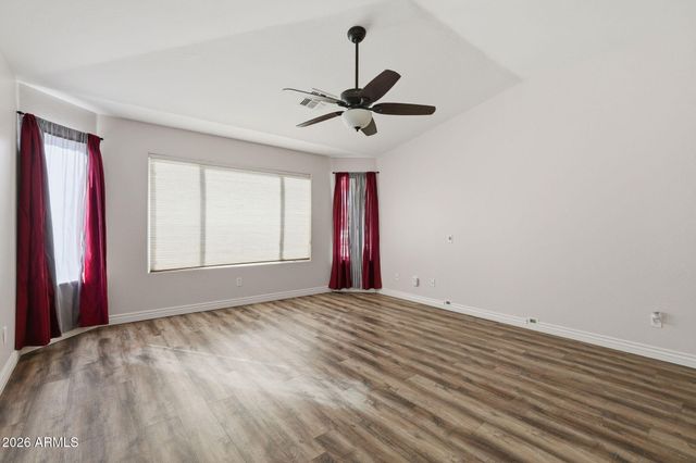 8357 W SAN JUAN Avenue, Glendale, AZ 85305