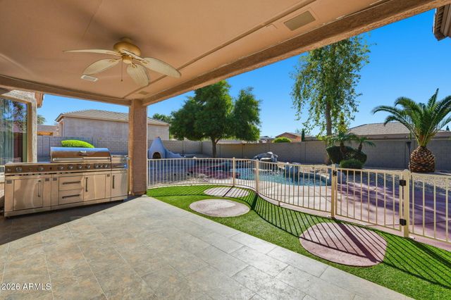 8357 W SAN JUAN Avenue, Glendale, AZ 85305