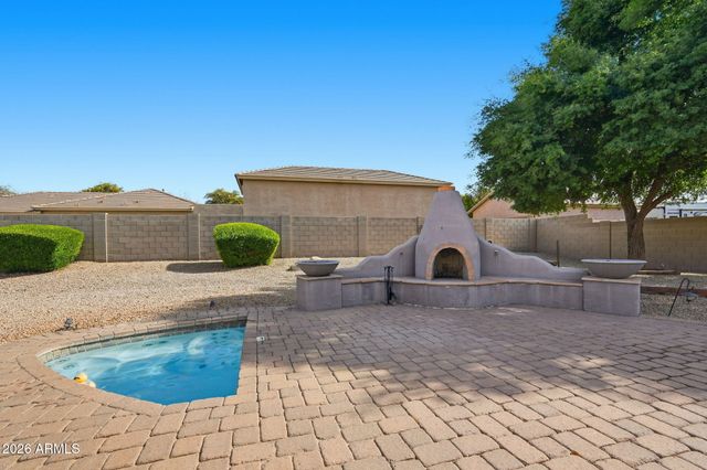 8357 W SAN JUAN Avenue, Glendale, AZ 85305