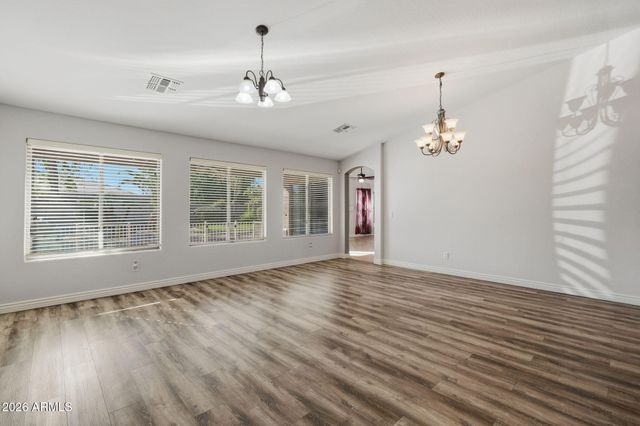 8357 W SAN JUAN Avenue, Glendale, AZ 85305