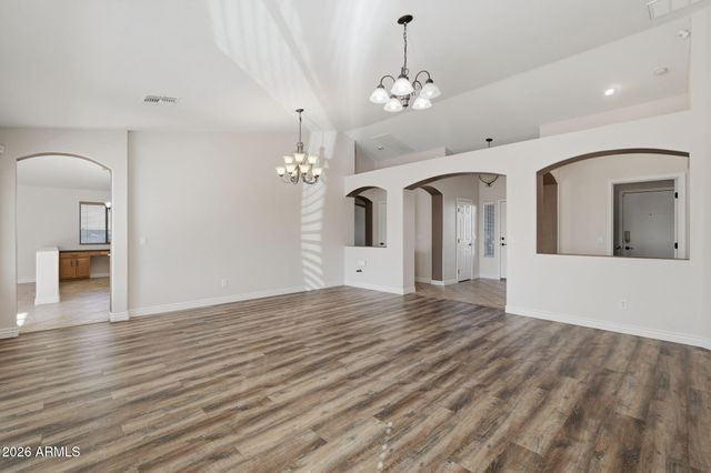 8357 W SAN JUAN Avenue, Glendale, AZ 85305