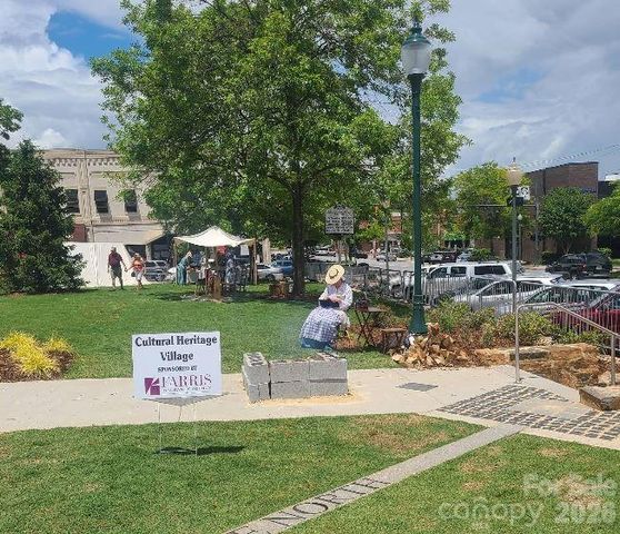 98 Sundown Road, Nebo, NC 28761